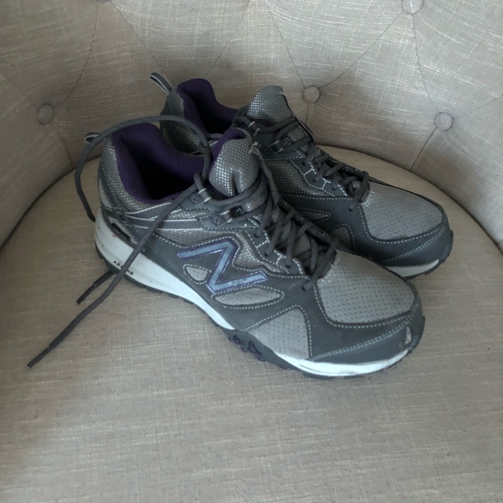 Hiking/walking sneakers